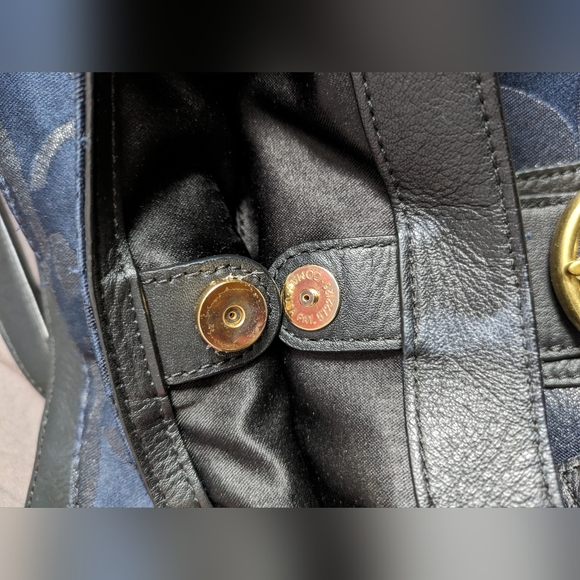 Coach Signature Metallic Campbell Jacquard Buckle Purse - Picture 13 of 17